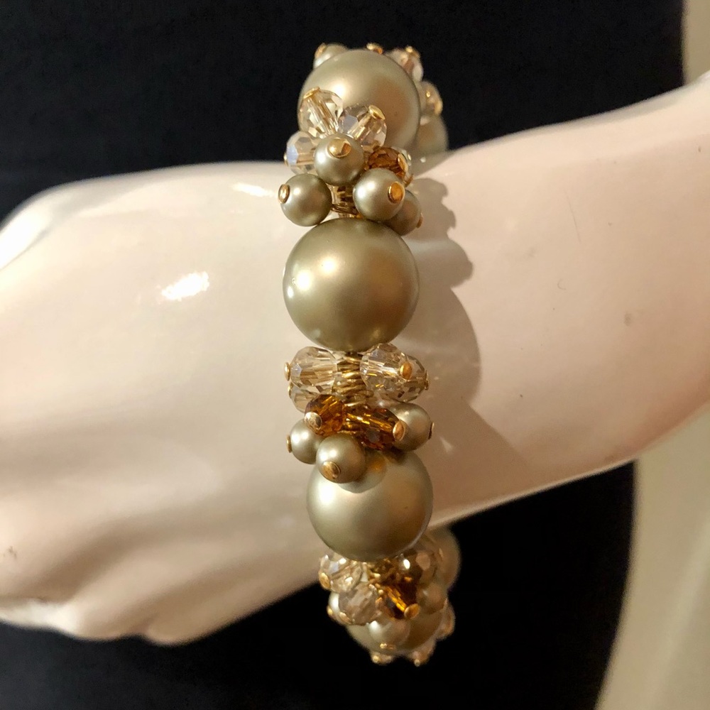 Carolee Gray Pearl Bracelet